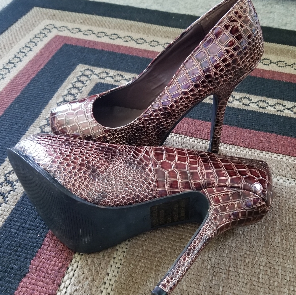 Wet Seal Raquel Croc Brown High Heels Size7 - Picture 8 of 8
